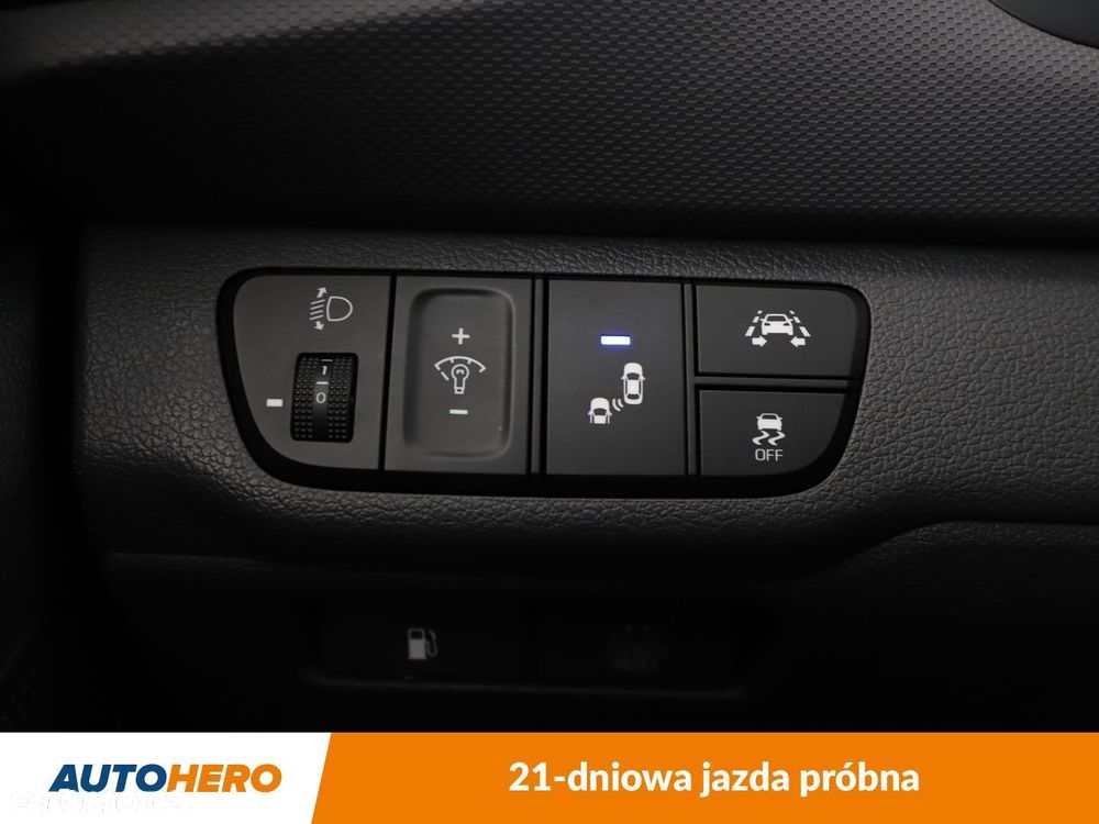 Hyundai IONIQ - 34