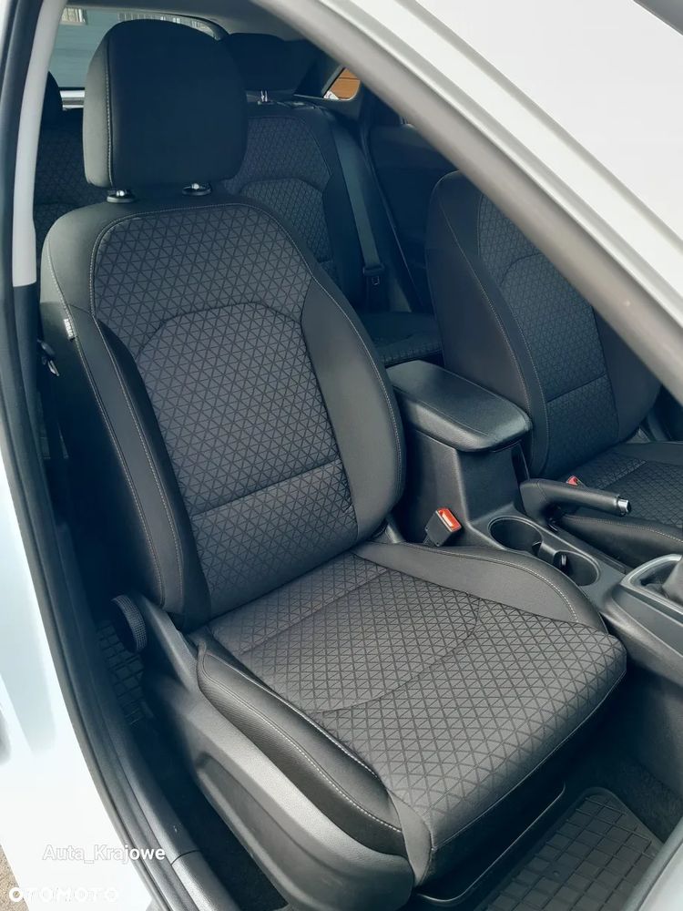 Kia Ceed 1.6 CRDi mHEV M - 26