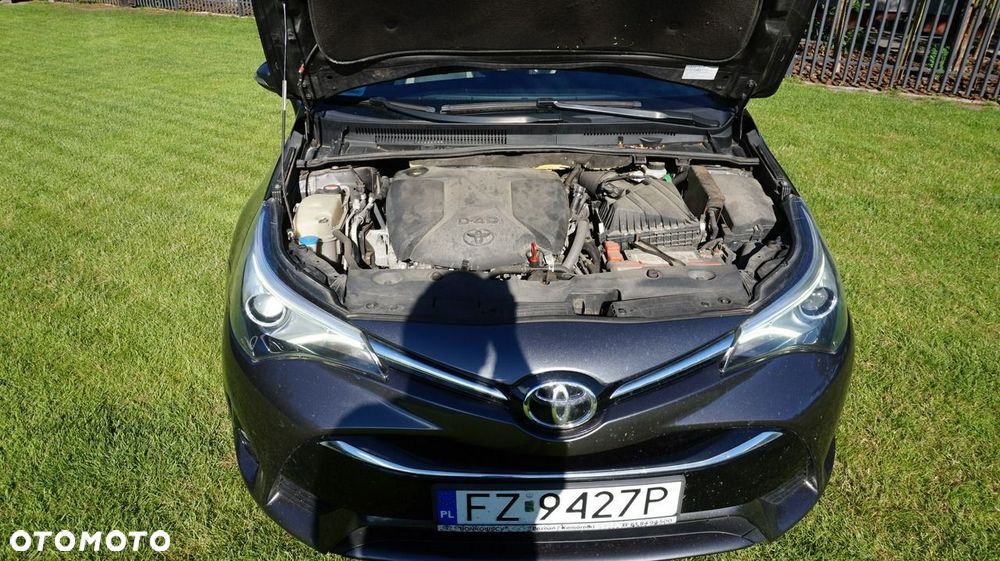 Toyota Avensis - 18