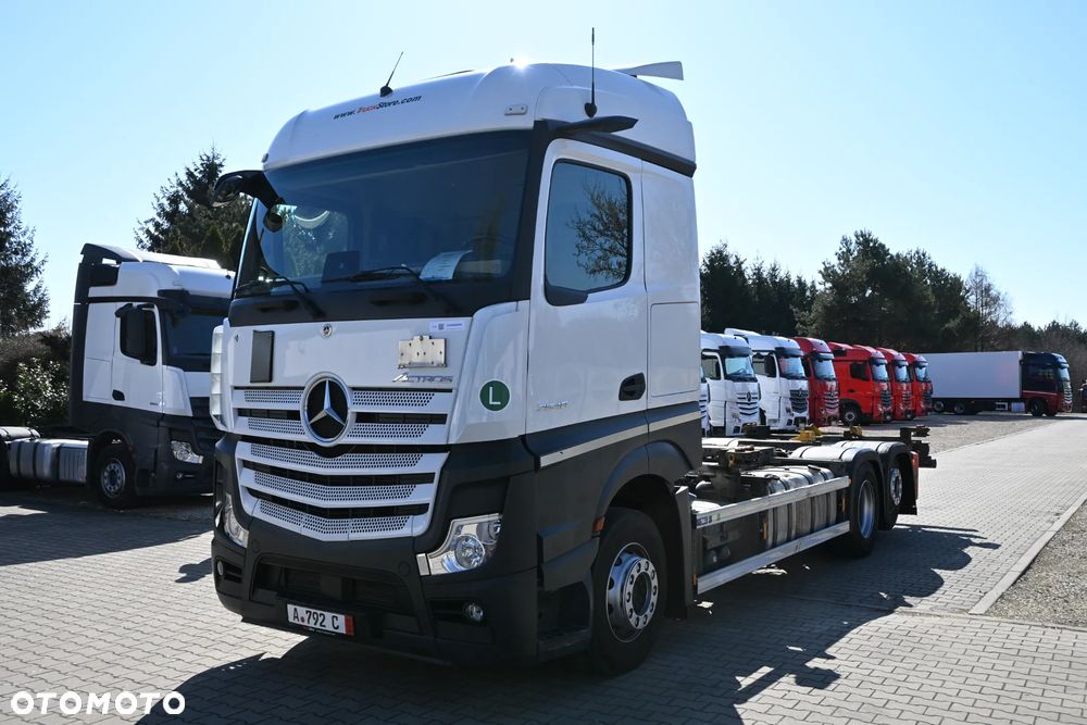Mercedes-Benz Actros 2548 BDF 4,90 rozstaw 7,82 m - 1