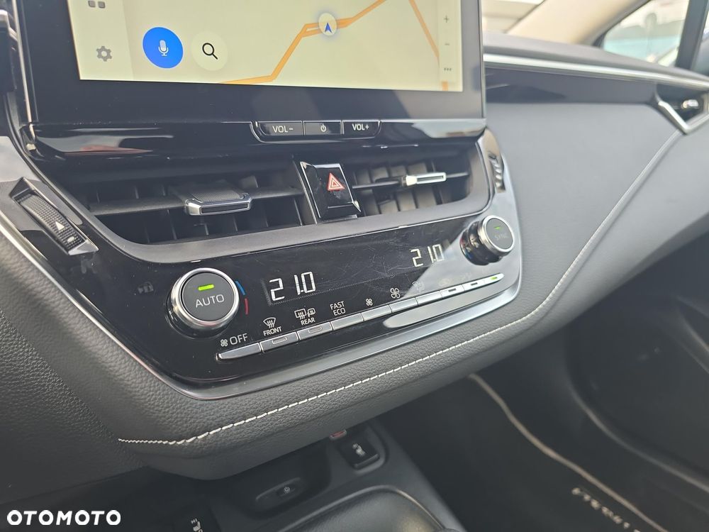 Toyota Corolla 1.8 Hybrid Style - 25