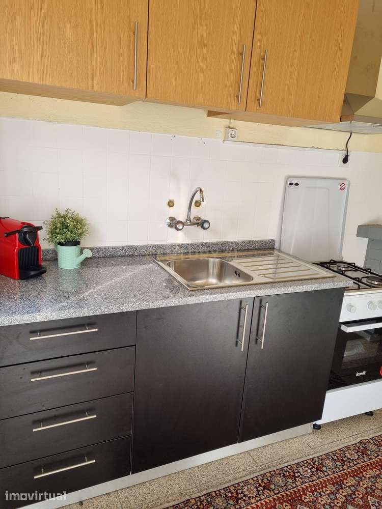 Moradia T2 Renovada com Quintal | Vimieiro, Santa Comba Dão - Grande imagem: 3/8
