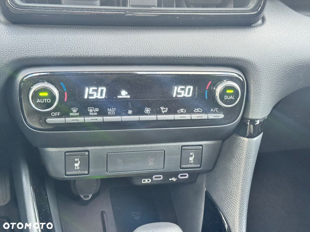 Toyota Yaris Hybrid 1.5 Executive - 23