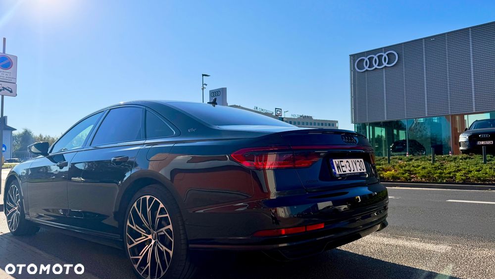 Audi A8 2021 photo 2