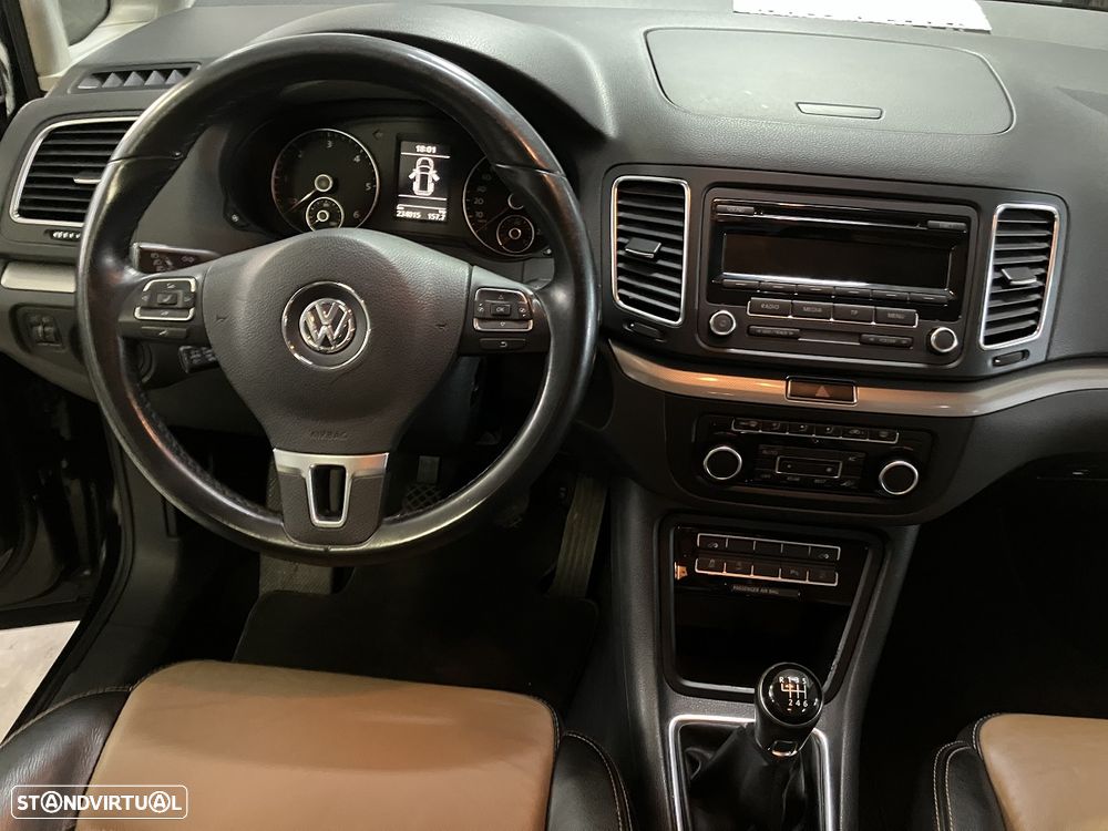 VW Sharan 2.0 TDI Confortline - 21