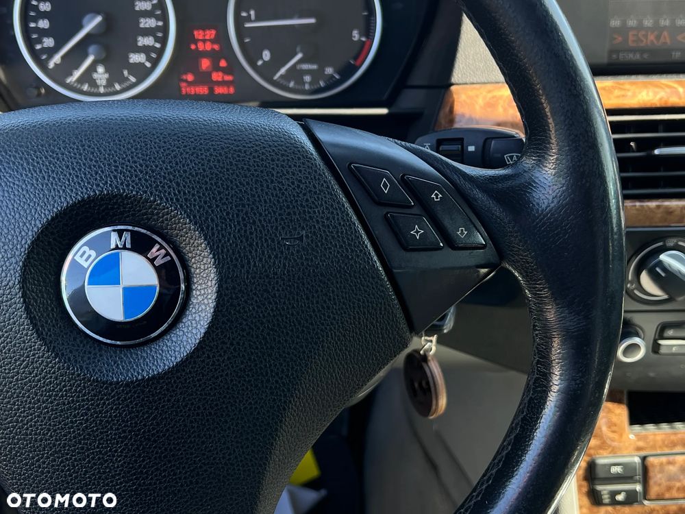 BMW Seria 5 520d - 14
