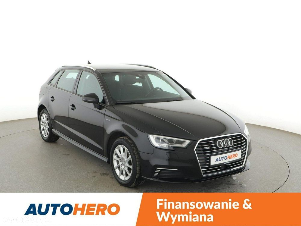 Audi A3 Sportback 40 e-tron S tronic - 11