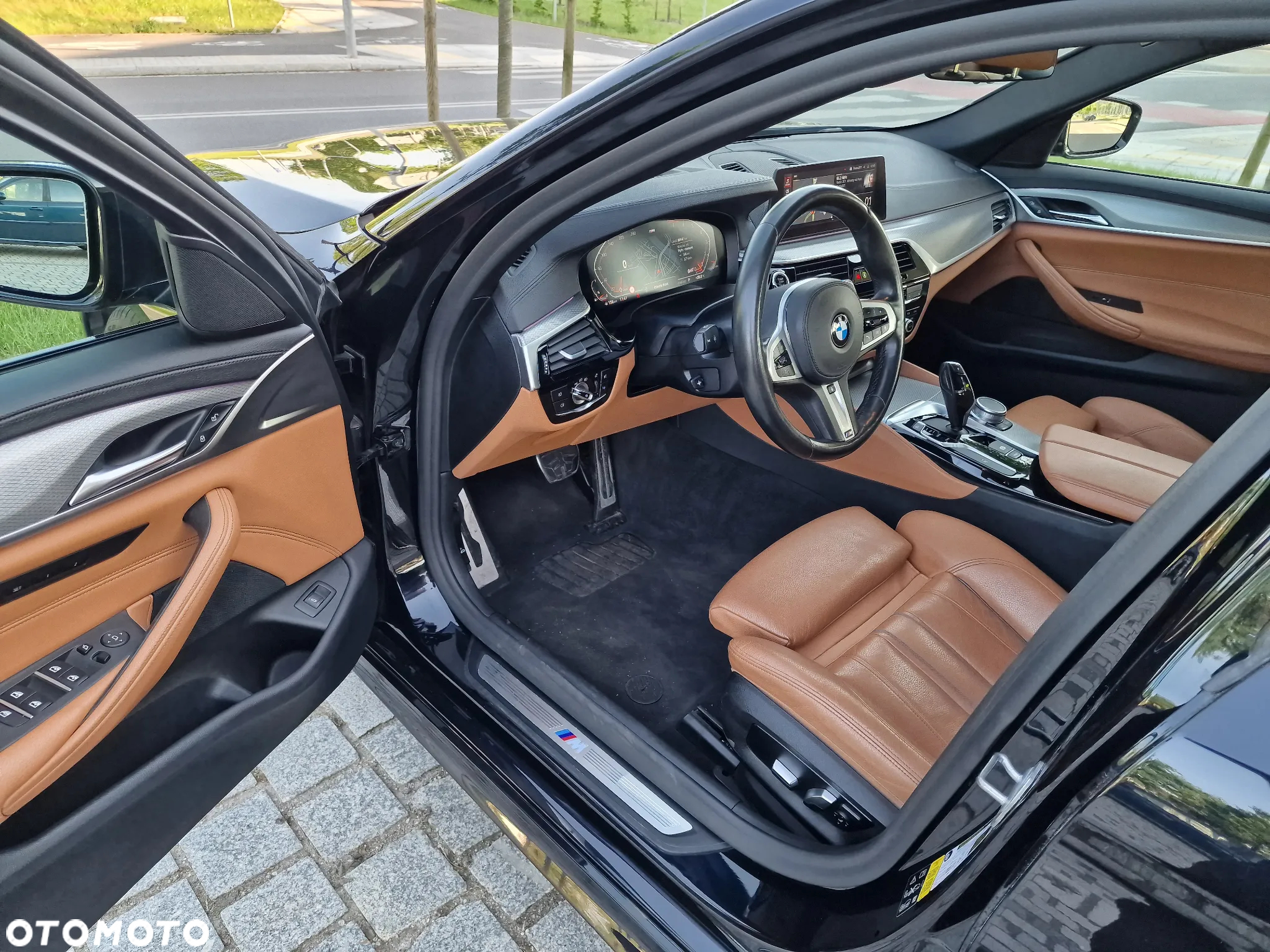 BMW Seria 5 540i xDrive M Sport sport - 35