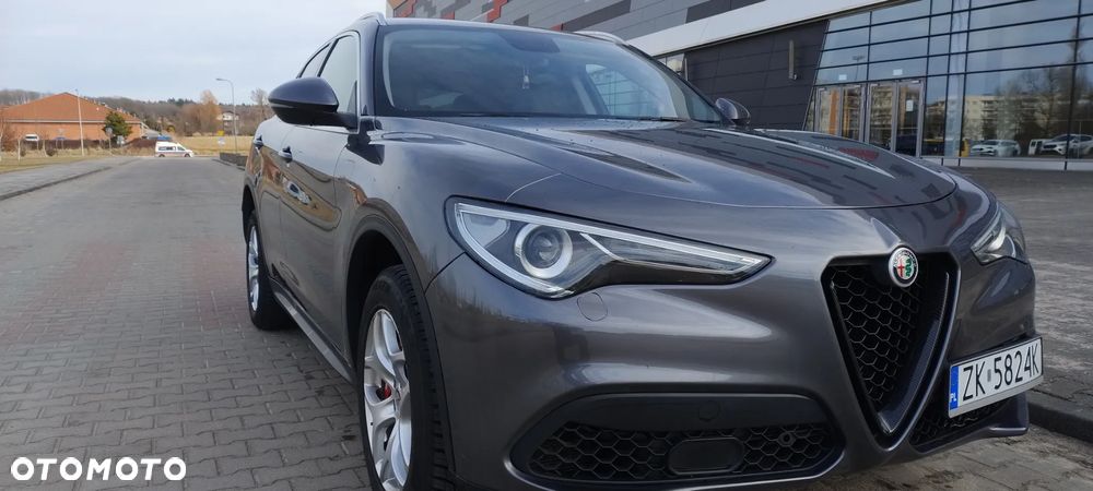 Alfa Romeo Stelvio 2.0 Turbo 16V AT8-Q4 Super - 20
