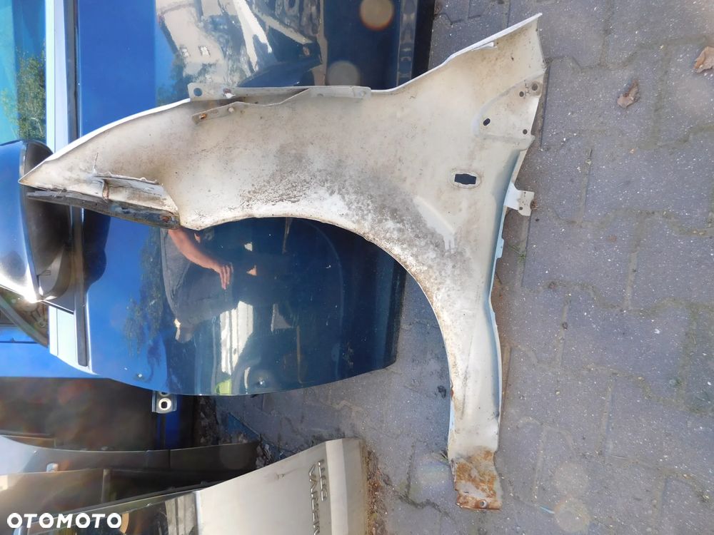 błotnik prawy przód CITROEN C2 biały EWPA - 11