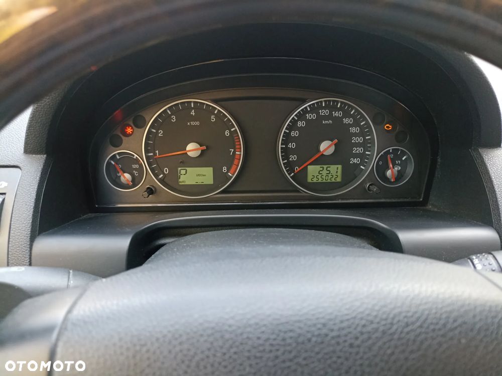Ford Mondeo 2.5 V6 Ghia X - 11