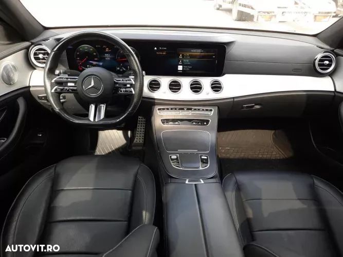Mercedes-Benz E 220 d 4MATIC Aut. - 12