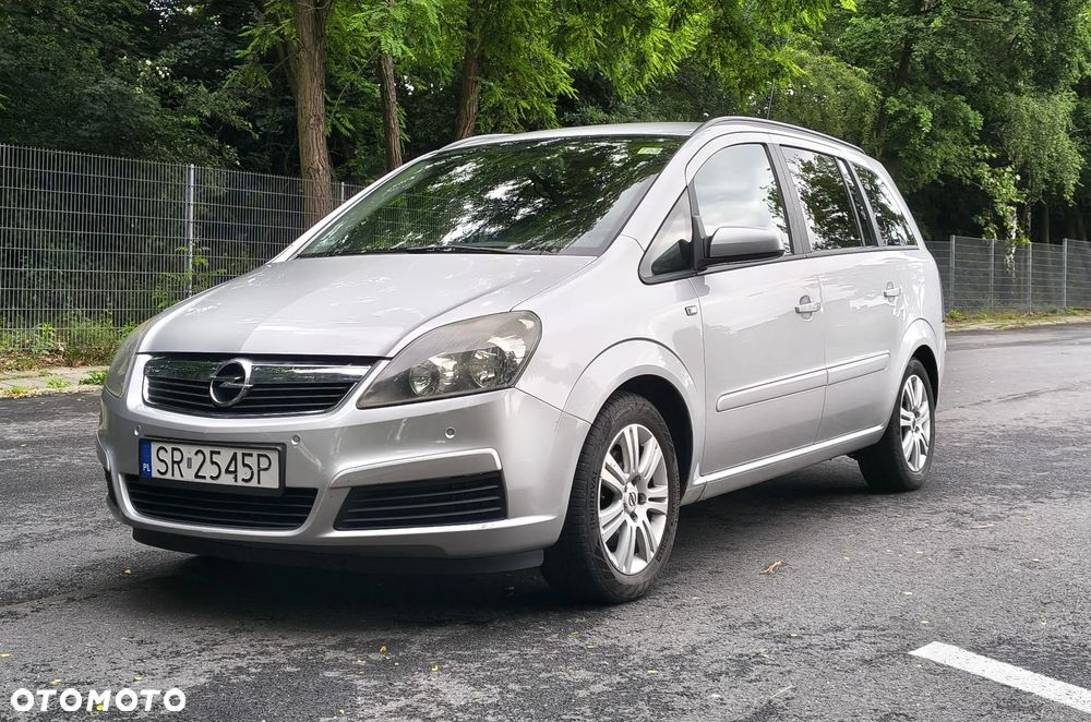 Opel Zafira 1.6 Cosmo - 2