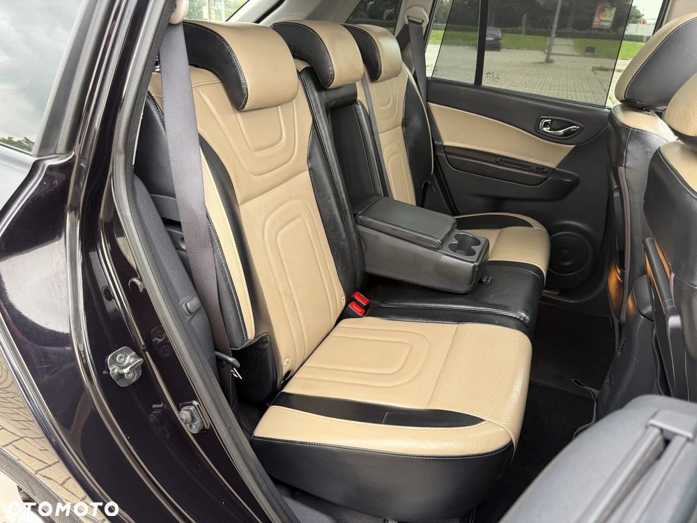 Renault Koleos 2.0 dCi 4x4 Privilege - 16