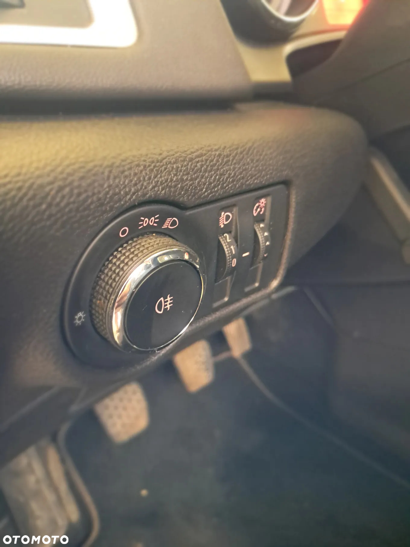 Opel Astra IV 1.4 T Cosmo - 37