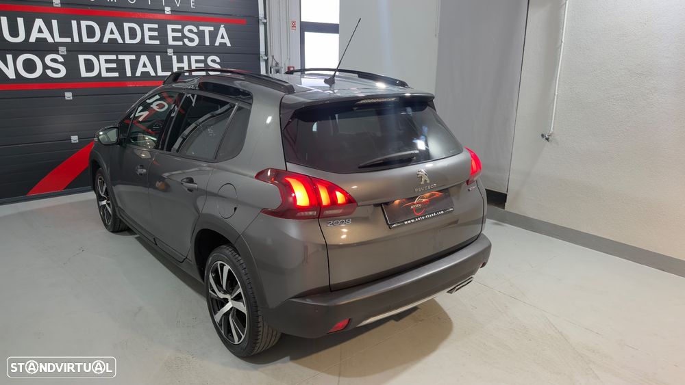 Peugeot 2008 1.2 PureTech GT Line - 8