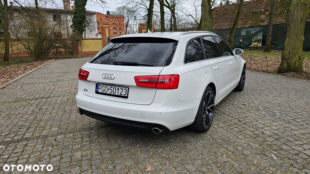 Audi A6 Avant - 10