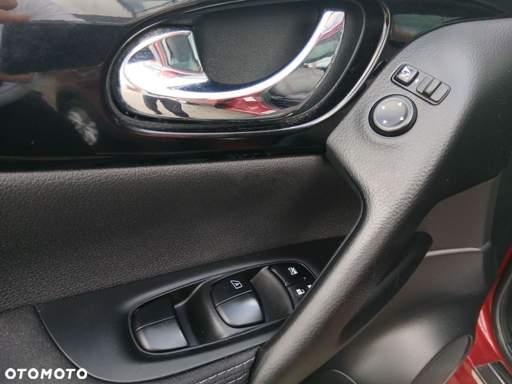Nissan Qashqai 1.6 DIG-T Acenta - 21