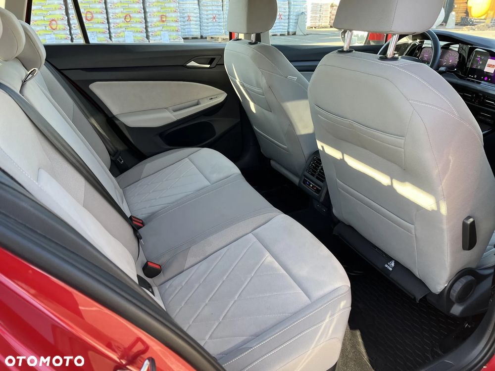 Volkswagen Golf Variant 1.5 eTSI mHEV Style DSG - 20