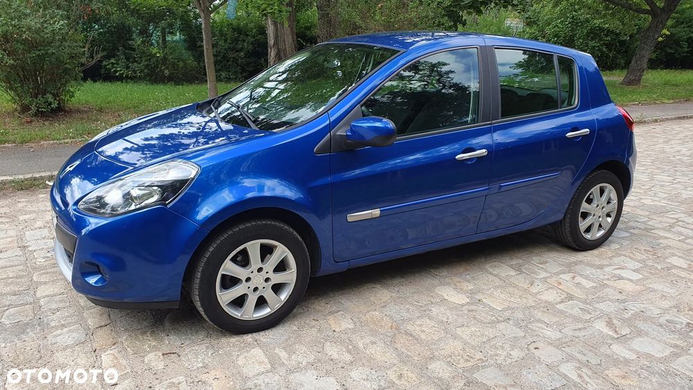 Renault Clio - 1