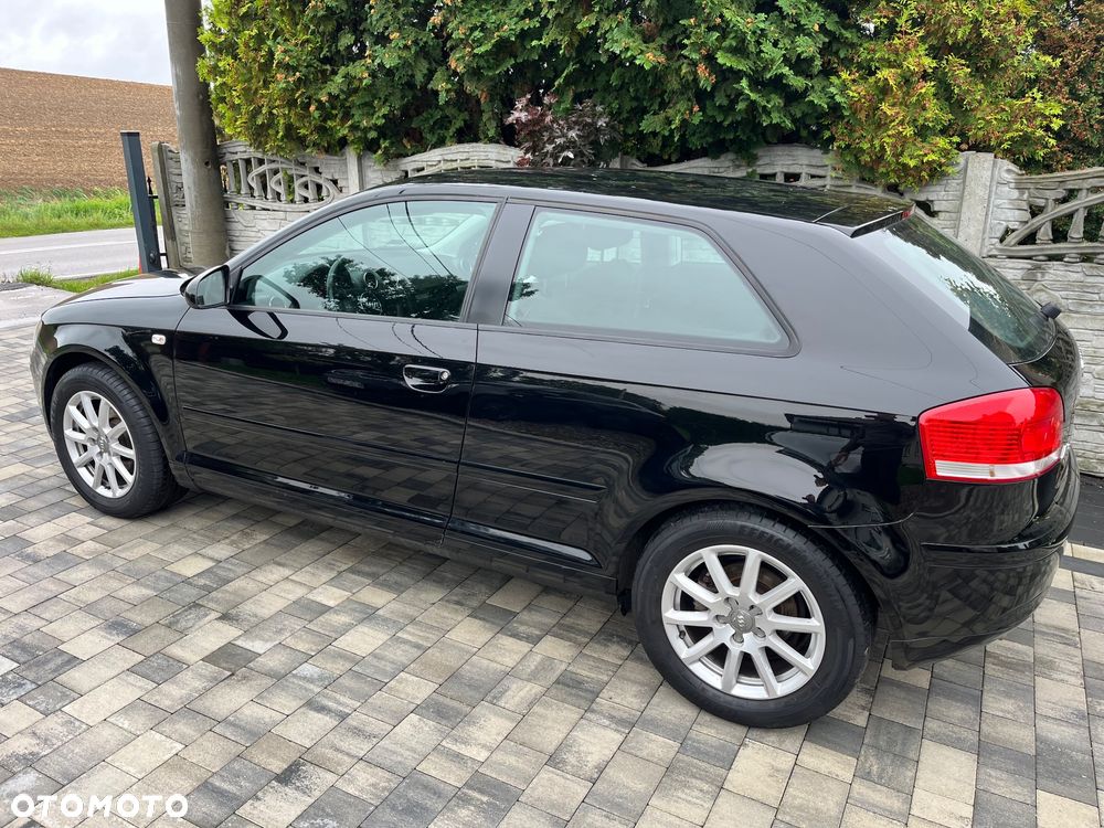 Audi A3 1.6 Ambiente - 18