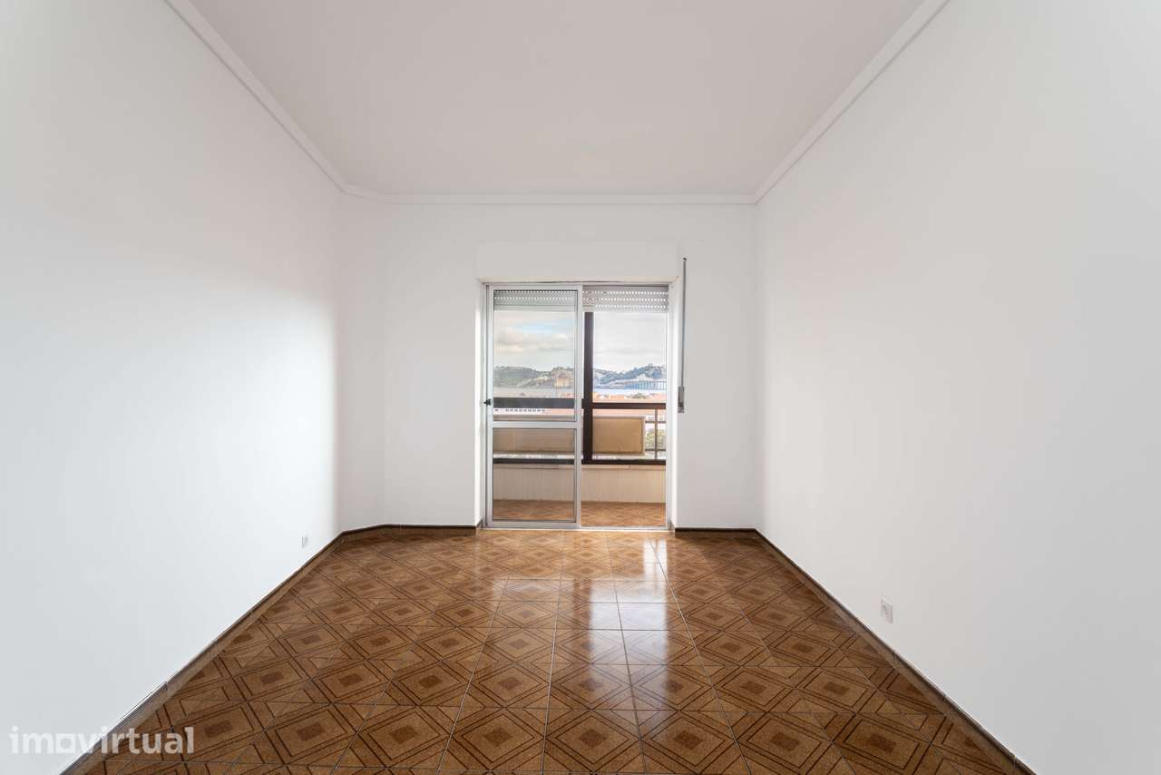 T2 para Arrendar em Zona Tranquila e Central, com Varandas e 76 m², Id - Grande imagem: 3/31