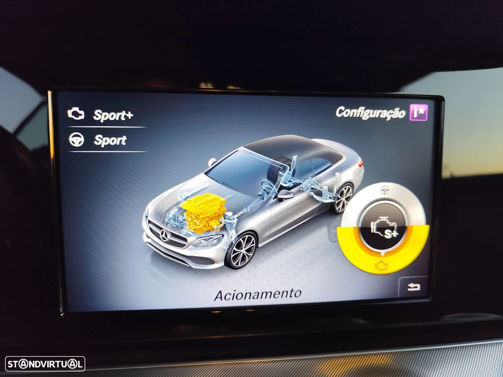 Mercedes-Benz E 220 d Cabrio 9G-Tronic AMG Line - 33