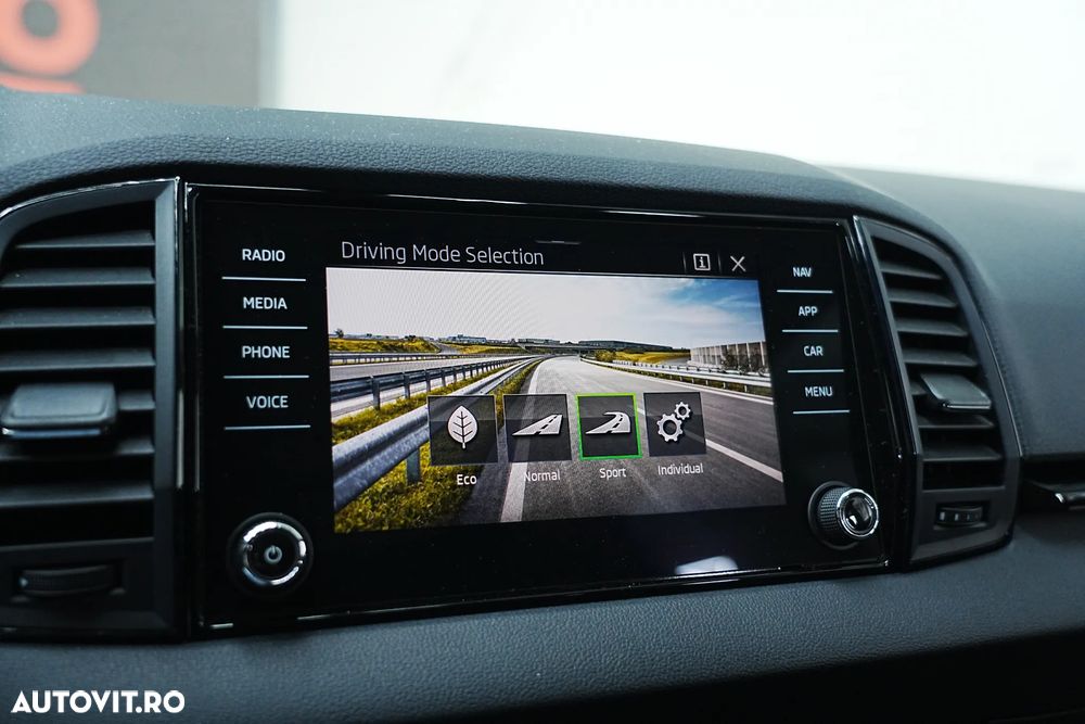 Skoda Karoq 1.5 TSI ACT DSG Sportline - 30