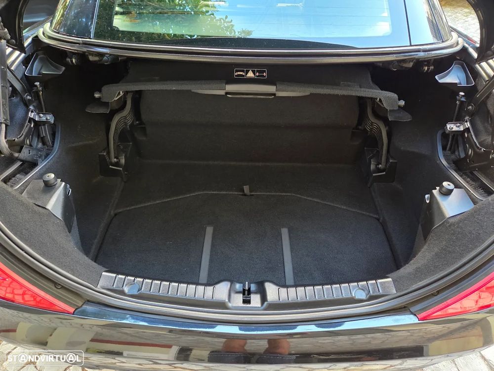 Mercedes-Benz SLK 200 (BlueEFFICIENCY) 7G-TRONIC - 25