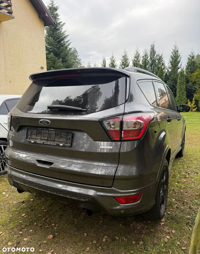 Ford Kuga 1.5 EcoBoost 2x4 ST-Line - 3
