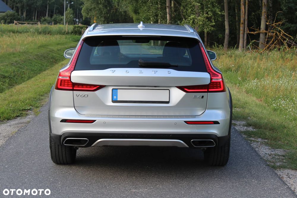 Volvo V60 Cross Country B4 D AWD Geartronic Pro - 6