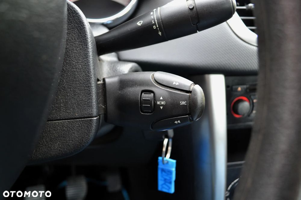 Peugeot 207 CC 1.6 Intense - 24