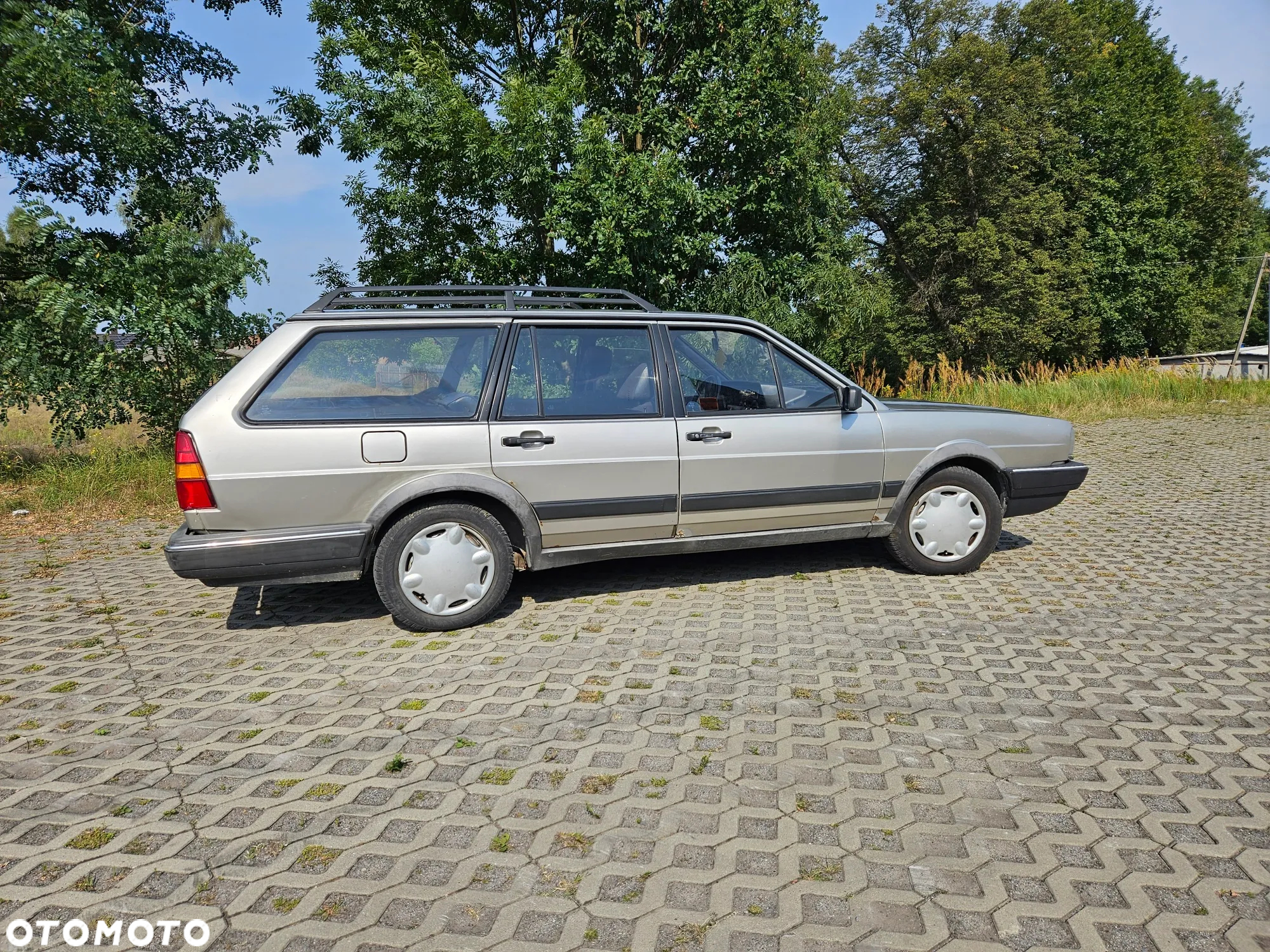 Volkswagen Passat - 5