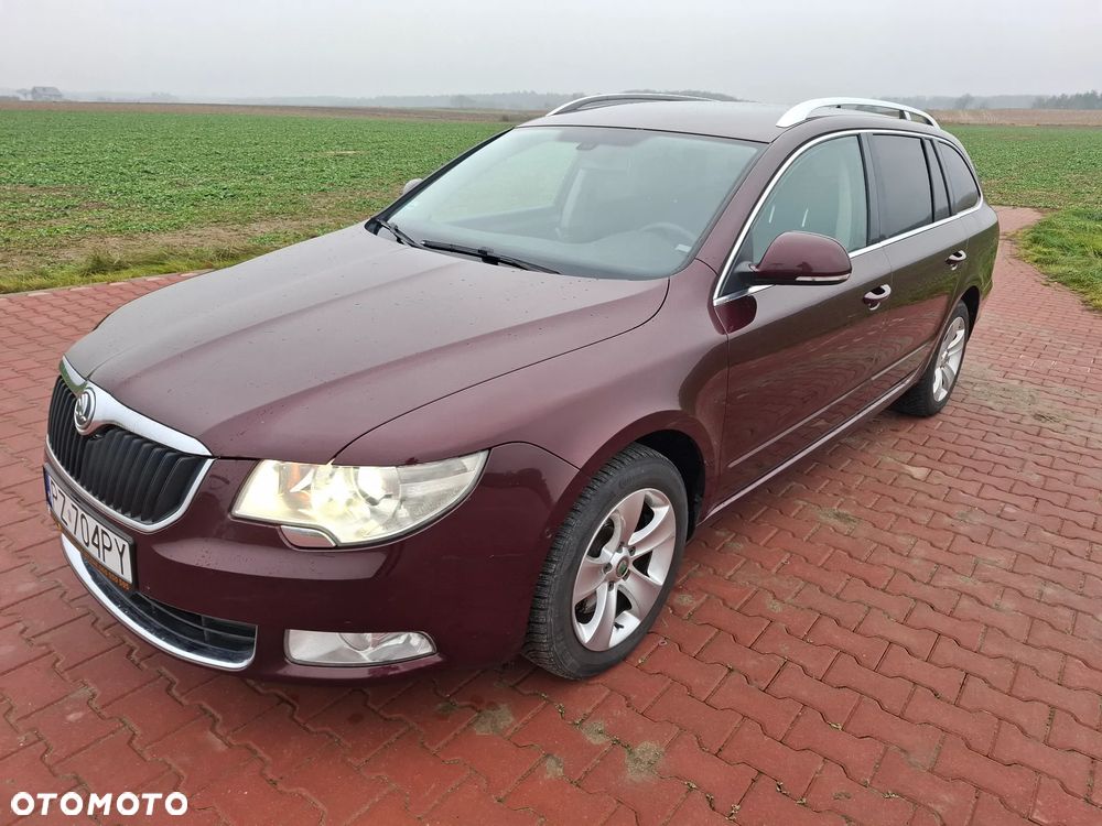 Skoda Superb 2.0 TDI DSG Exclusive - 1