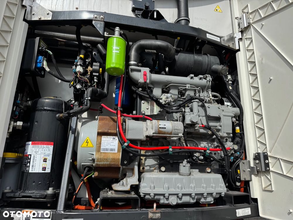 Krone Hakowa, Carrier Vector HE19, Nowe opony!! - 31