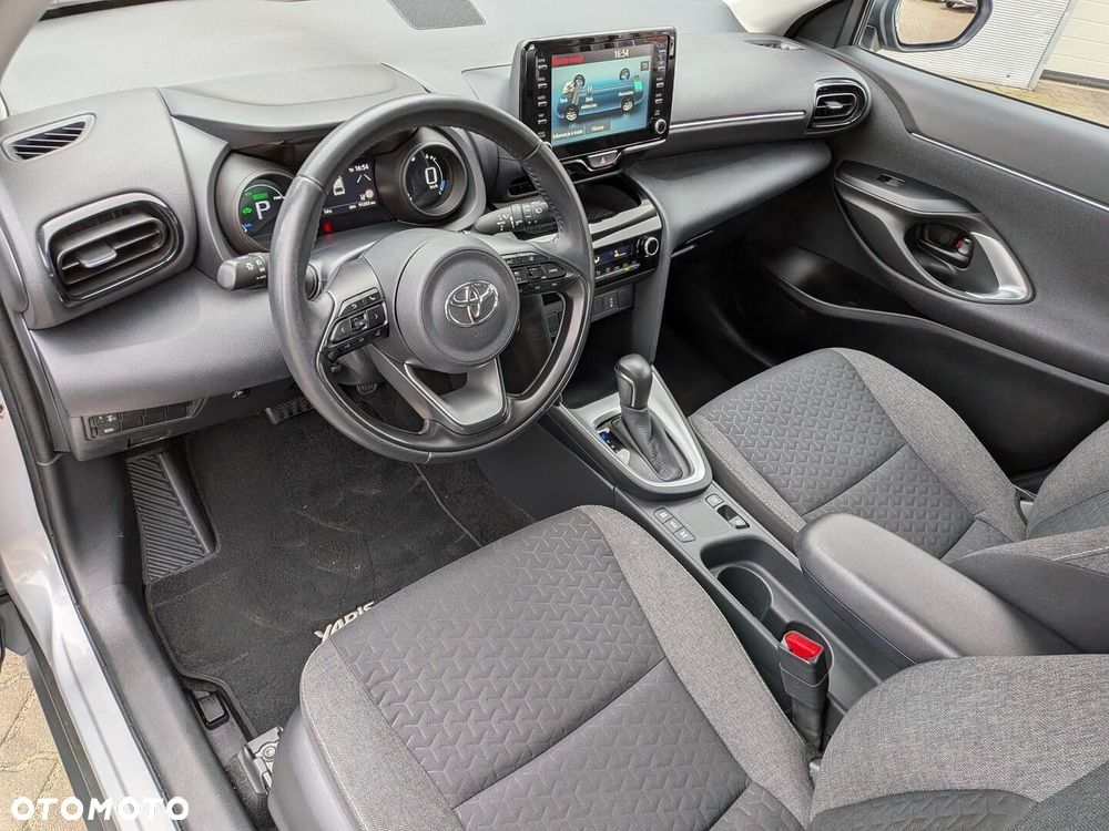 Toyota Yaris Cross Hybrid 1.5 Comfort - 15