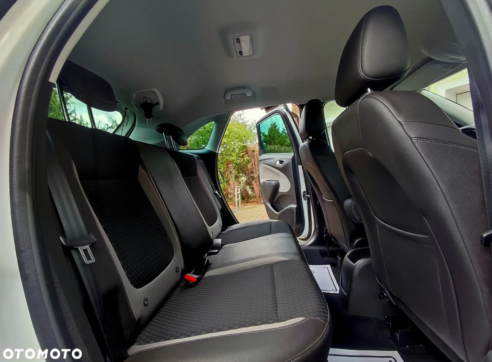 Opel Crossland X 1.2 T Elite S&S - 13