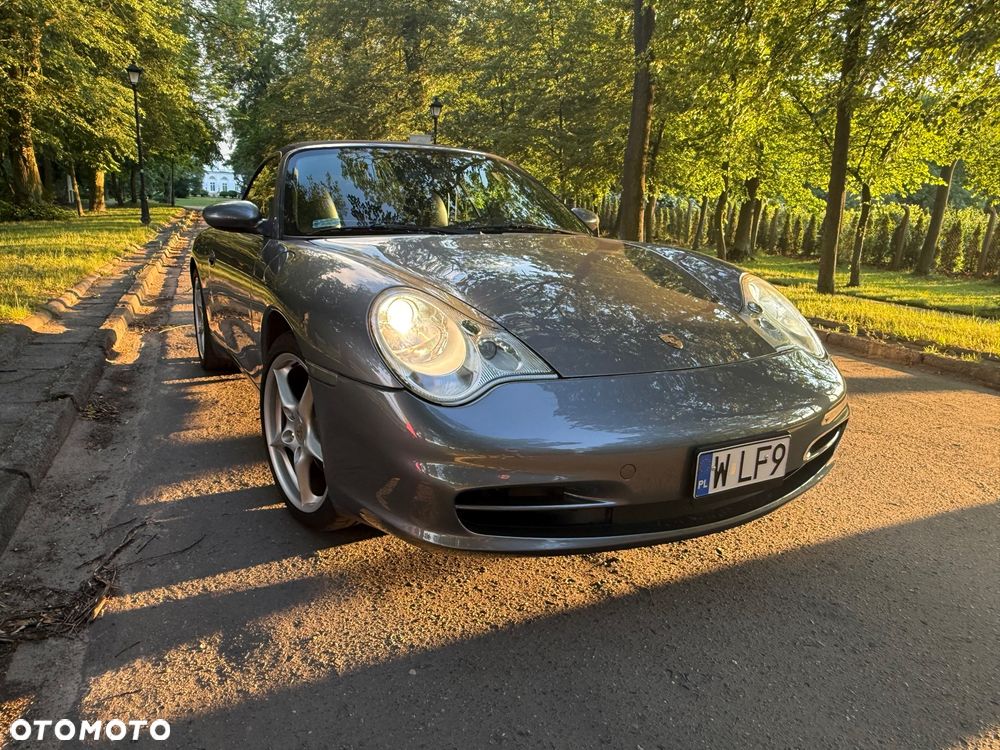 Porsche 911 Carrera - 3