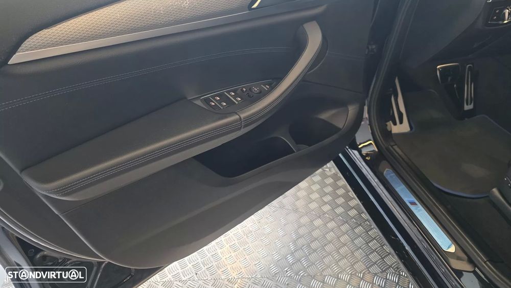 BMW X4 20 d xDrive Pack M Auto - 37