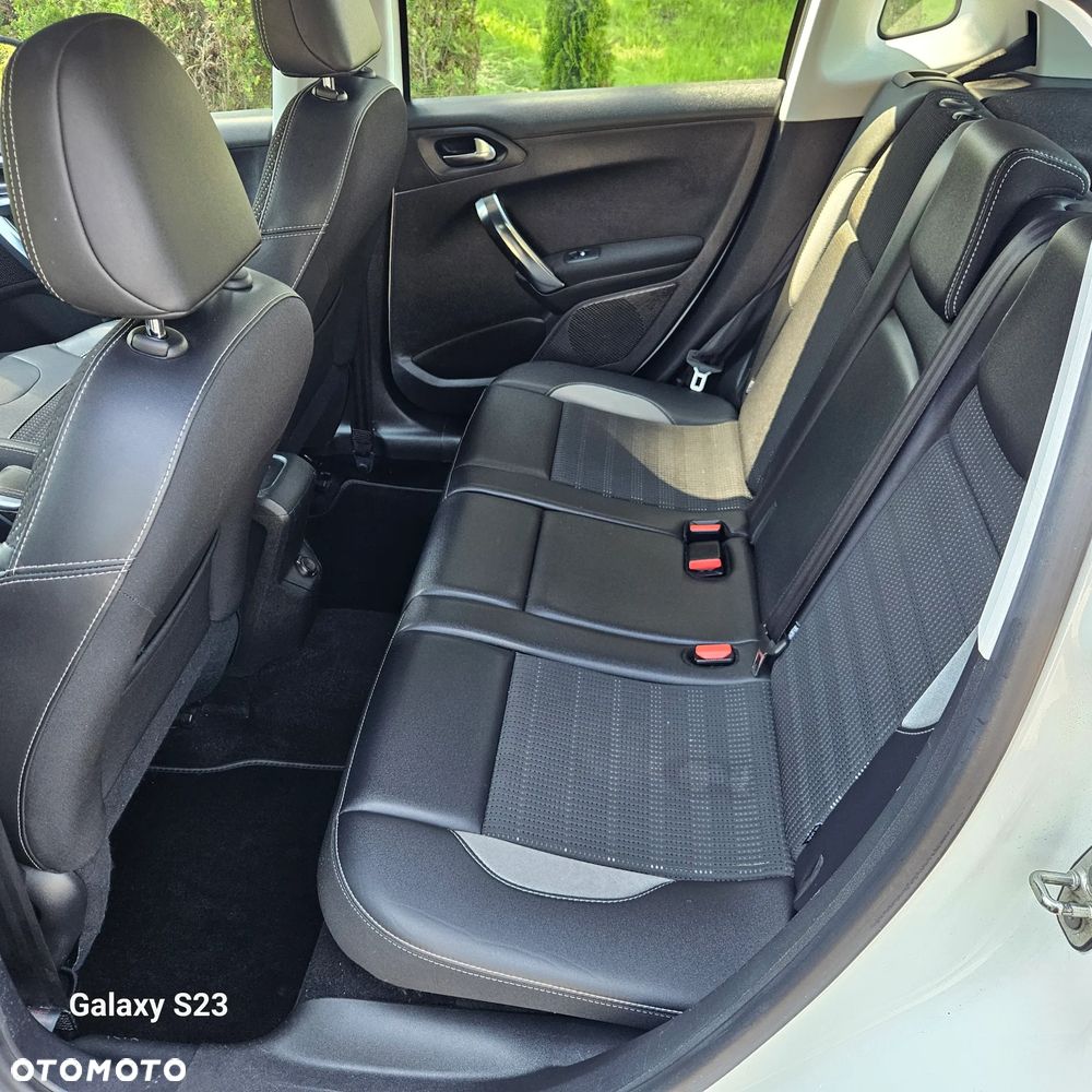 Peugeot 2008 PureTech 110 Stop&Start Urban Move - 21