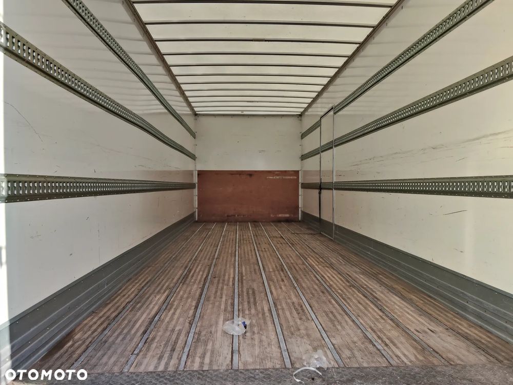 Mercedes-Benz Antos - 10