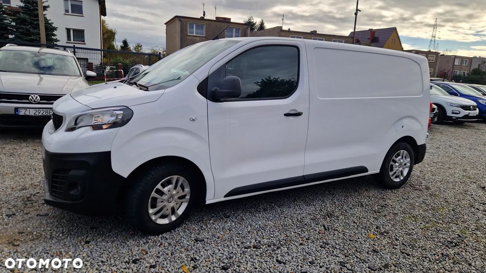 Peugeot Expert Kombi 2.0 BlueHDi Standard 2,8t - 24