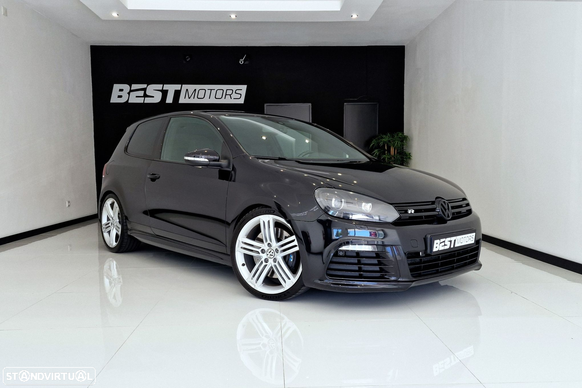 VW Golf 2.0 TSi R20 DSG - 3