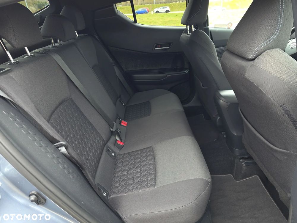 Toyota C-HR - 14
