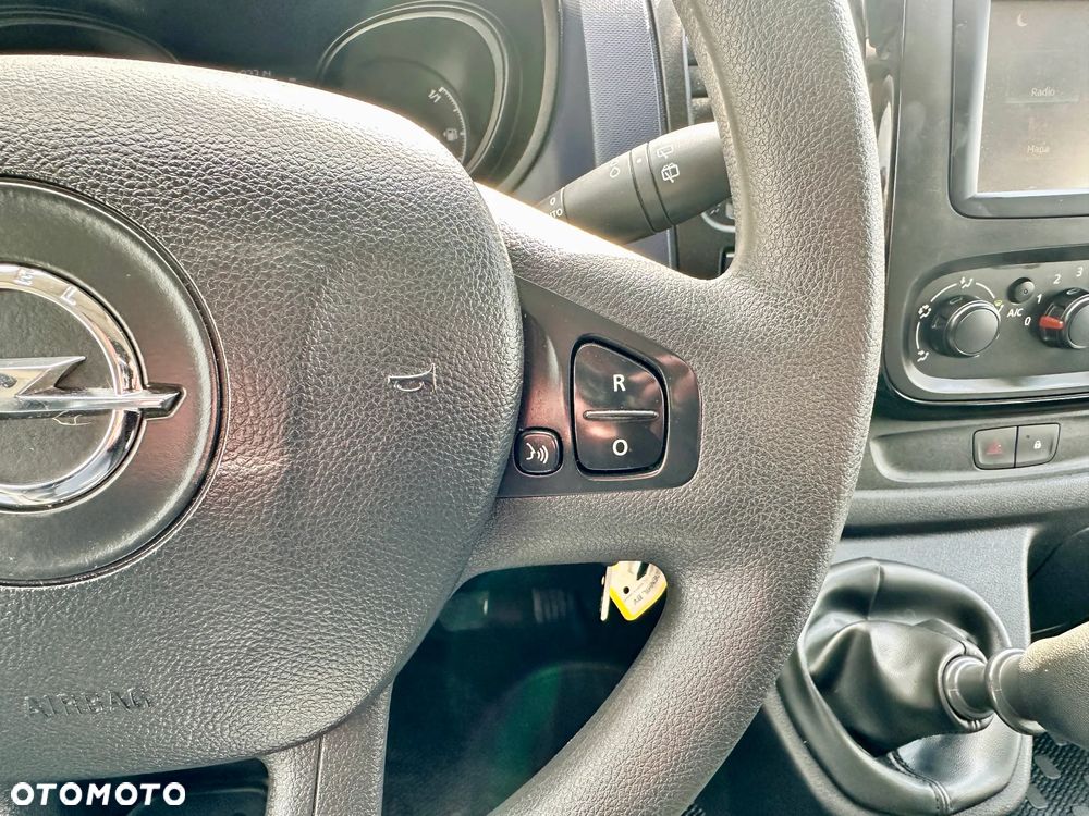 Opel VIVARO L2H1 / - 18