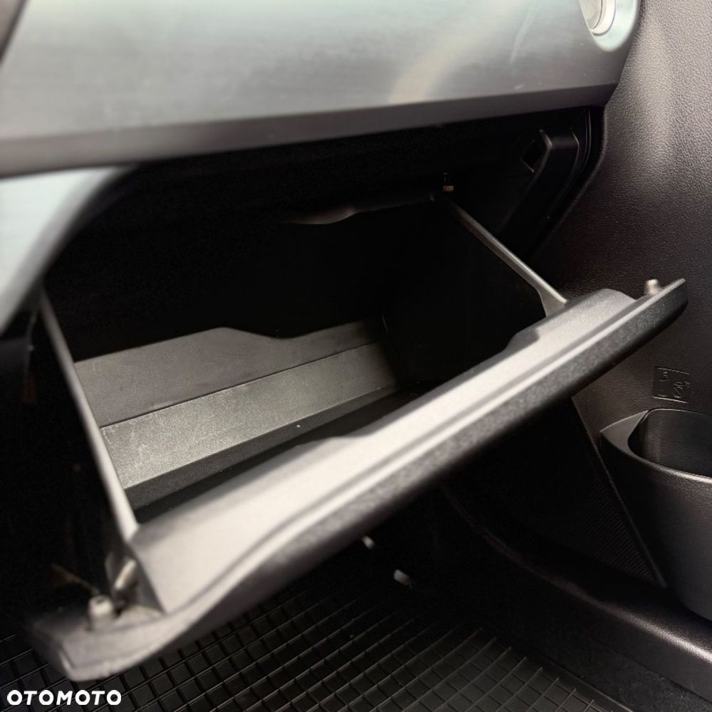 Toyota Auris - 39