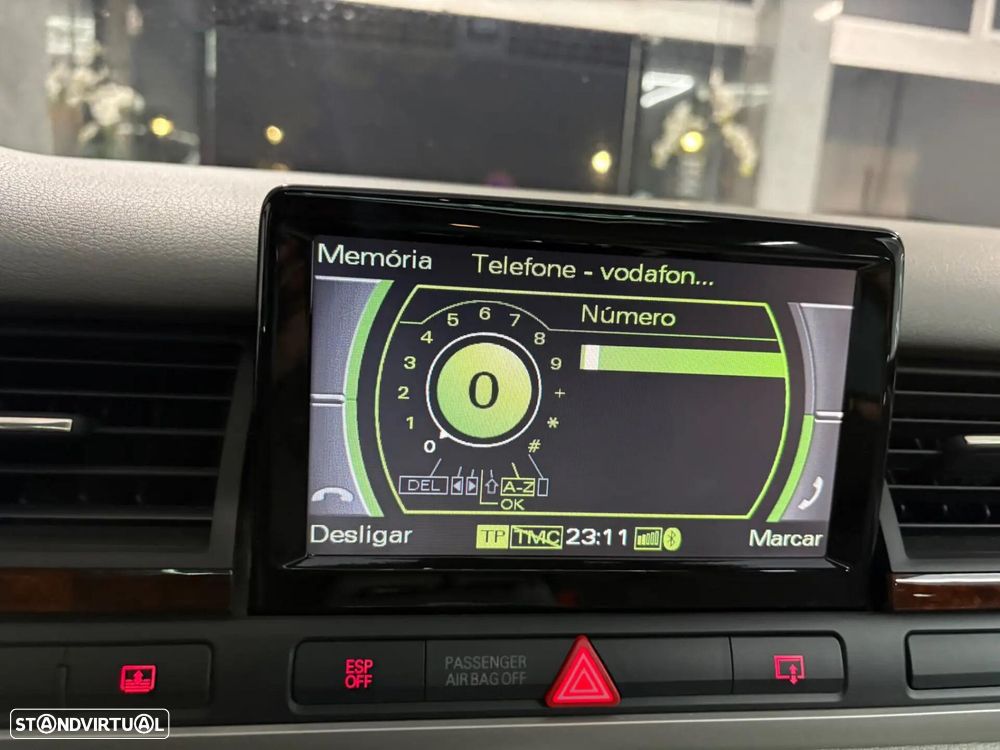 Audi A8 3.0 TDI V6 quattro Tiptronic - 27