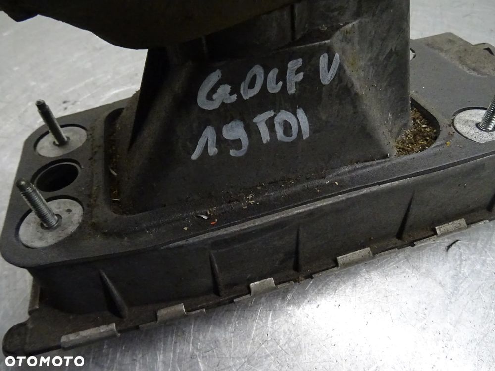 VW GOLF V 03-09 HB 3D 1.9TDI LEWAREK WYBIERAK BIEGÓW 1K0711061B - 10