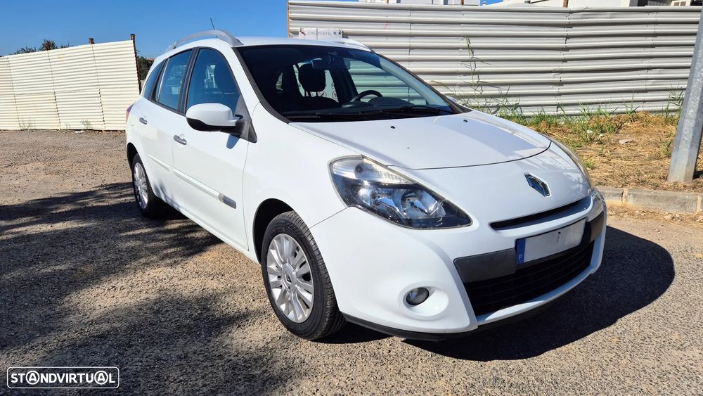Renault Clio Break 1.5 dCi Dynamique S - 1
