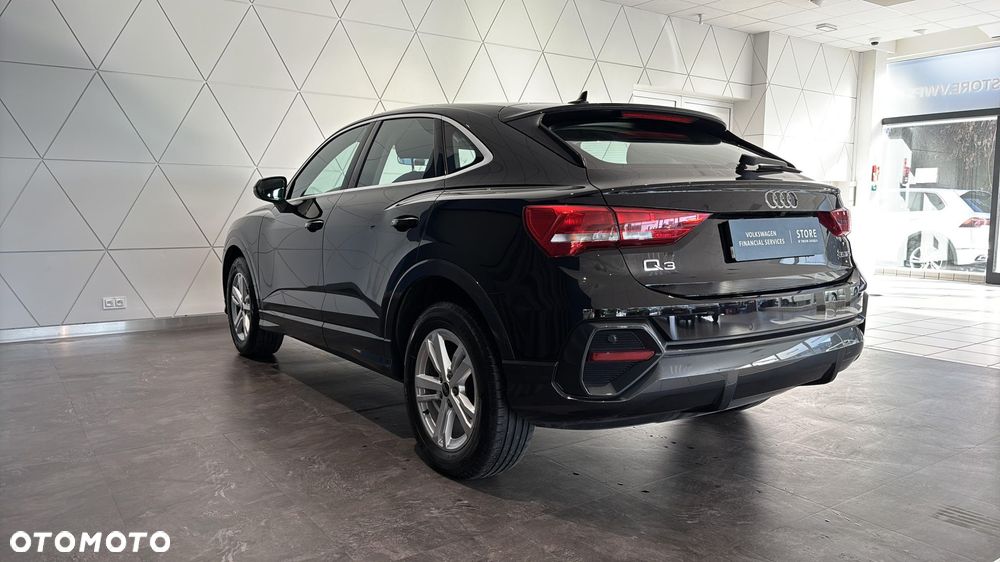 Audi Q3 35 TFSI mHEV S tronic - 4